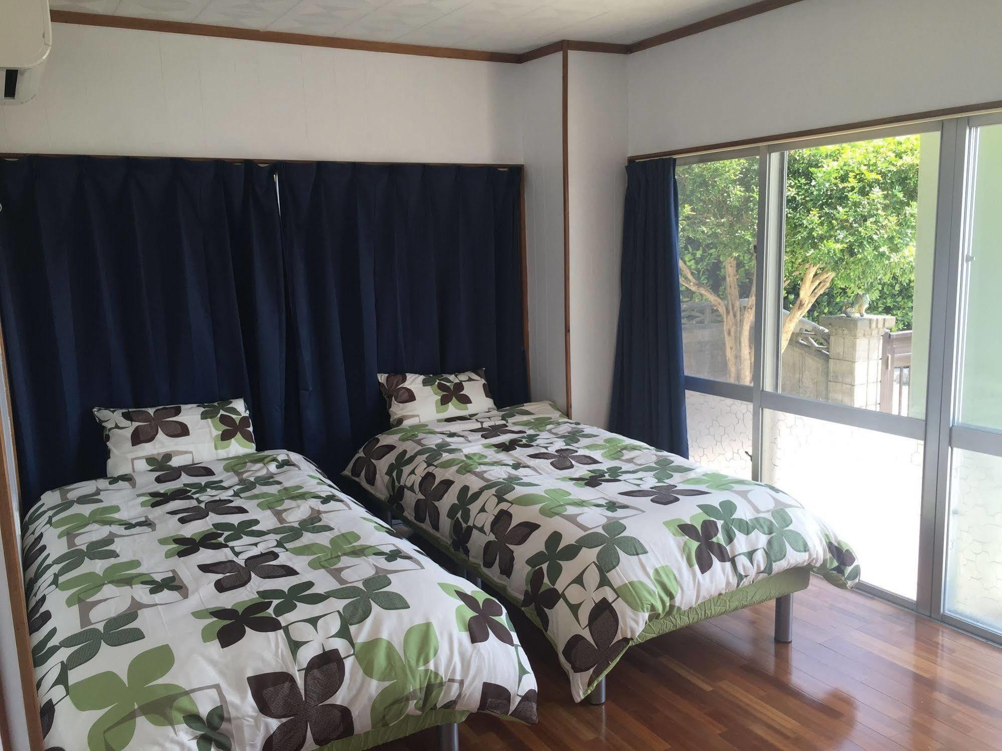 Guesthouse Seagull Village โมโตบุ ภายนอก รูปภาพ